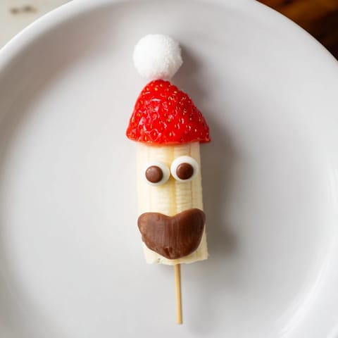 Banana strawberry Santa skewers